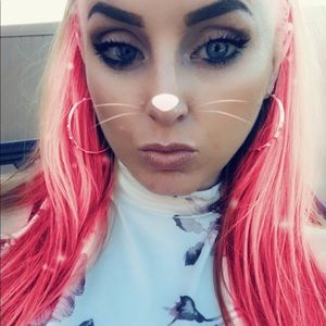 Meet your Posher, Amber